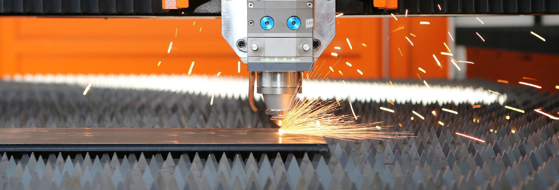 FIBER LASER CUTTING